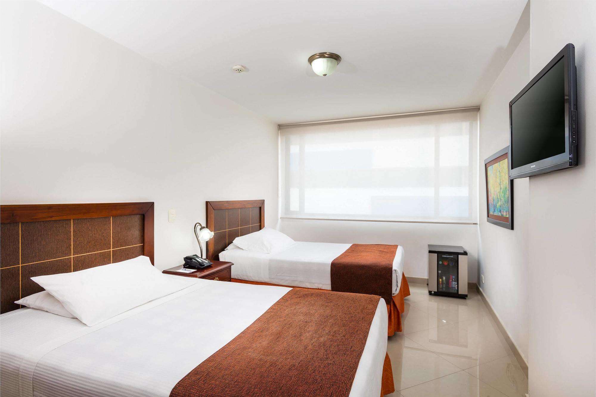 Hotel Dann Combeima อีบาเก ภายนอก รูปภาพ